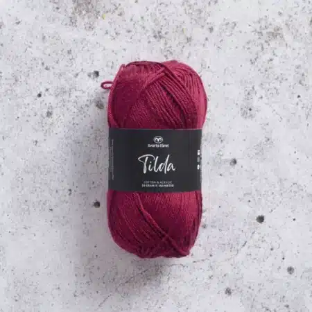 Tilda vinröd 47 från Svarta Fåret